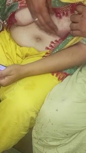 Hot and sexy desi bhabhi fucked by bf   Clip 1