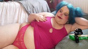 Bbw blowing up and humping balloons B2P