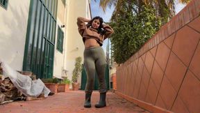 Squirting in my Wellies