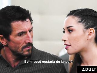 ADULT TIME - Stepdad SPANKS & BANGS STEPDAUGHTER Aria Lee For Masturbating! PORTUGUESE SUBTITLES