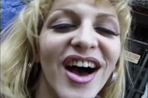 shelady Olivia Enjoy bonks With A boy sans A jo-bag