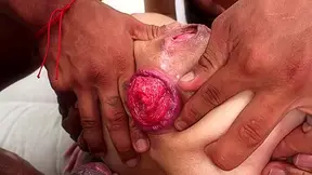Peeing And Pussy Licking Darlings - Pissvids