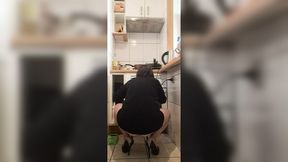 Mommy Strutting In Lacy Heels &mdash;  Ready For Hot Action