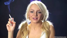 Jenna VS120s & A Red