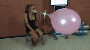 Tylee Blows a 16" Fantasia Balloon to Bursting (MP4 - 1080p)