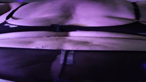 SSBBW USING A MASSAGE VIBRATOR ON HER MASSIVE BELLY