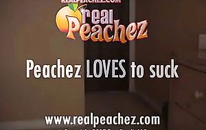 Sarah peachez sucks cock