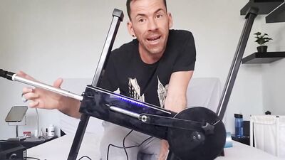 Dave London is being drilled on webcam with that fucking machine