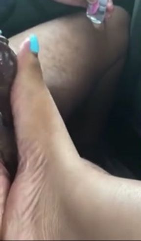 I love driving for Uber I get FootJobs every other day