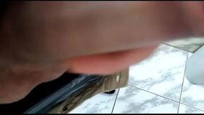 NO BANHEIRO DO TRABALHO - AMADOR