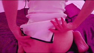 個人撮影「大量潮噴きの超ドアップ！」溢れるピンクの肉壺♡滴る汁が止まらない