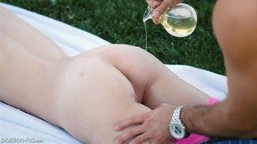 Sensual babe Raylin Ann takes a good dick on a lawn