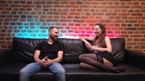 PL: Opiekunka
EN: Babysitter