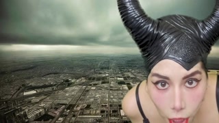 Gigantic Evil – Her Growth Destroys the City