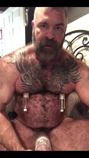 Who Wants Some Big Fat Swollen Stepdaddy Cock?