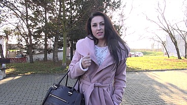 Undercover Bimbo