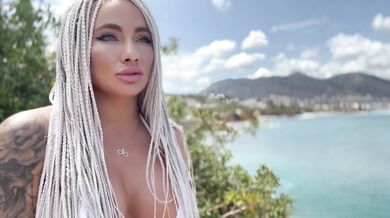 Diky všem mym fanouškům z ČESKÉ REPUBLIKY! Tohle je JOI pro vás ZMRDEČCI MOJI!