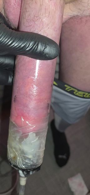 Play with my penis pump