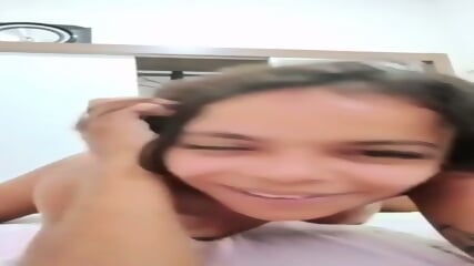 Morena Baiana Conversando no Chat