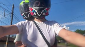 Bra-Less Encounter with a Busty Client in Wild Heat