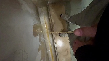 Tried to Play with a Boy's Cock at the Urinal of Public Toilets