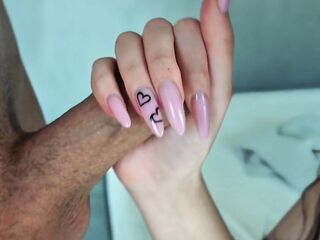 Лучшая подруга пришла в новых леггинсах – любительский секс с изменой