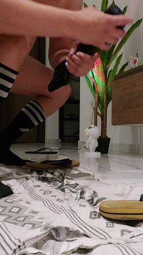 Rubber Grip. Starting on large dildos.