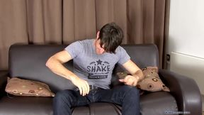 Gorgeous Woody Fox Beats His Meat