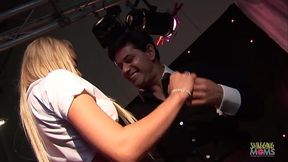 Rock guitarist gets a fantastic blowjob from the hottest milf babe backstage after his concerts