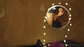 Round mirror