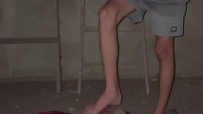MASTER J PUBLIC FOOT DOM