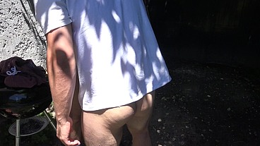 2517 real french straight fucked barebakc in the garden raw