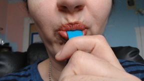 Chewing bar and blue tongue