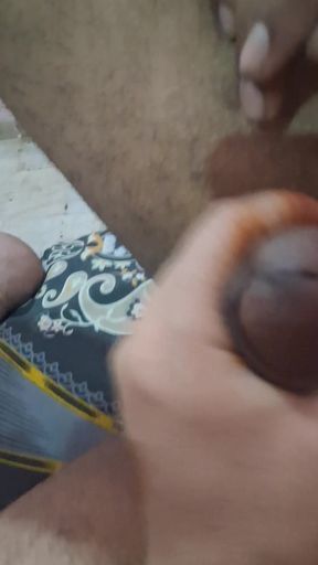 Indain Bhabi ko k ghar mai bhabi ko phela