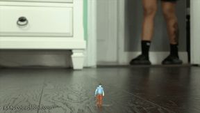 Giantess Remy Boo Finds Tiny Shrunken Foot Slave (SD 720p WMV)