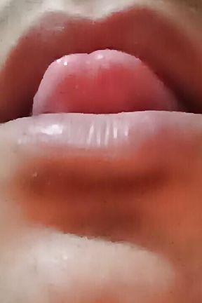 Taniya Red Lips Cum