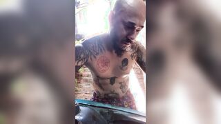 Metiendo mano