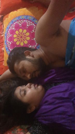 Horny Muslim Wife Seduces Her Husband in Real Desi Home Video Desicouplebd