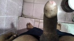 Desi Indian randi fucking in car at night