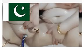 Pakistani Girl Shaving. Enjoy