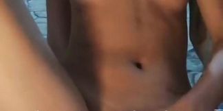 Bokep Indo Andini Permata Tocil Colmek Pakai Botol