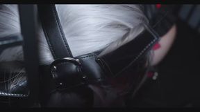 The queen trains the white-haired little devil