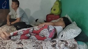 invite a mi amiga universitaria a follar mientras vemos peliculas