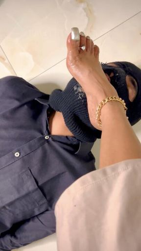 Goddess Ria’s Divine Silver Long Toenails Feet Crushing Banana🍌 for my Slave’s Feeding & Gagging