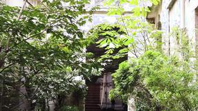 ”Sally, 35, is very busy!”