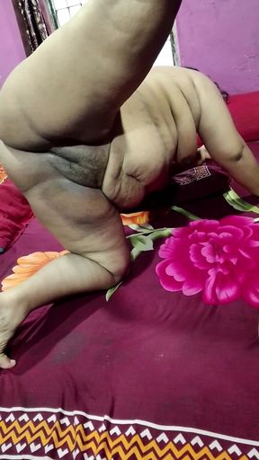 Desi Sexy Bhabi Show Her Big Boob's