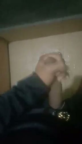 I masterbad along, see my dick,