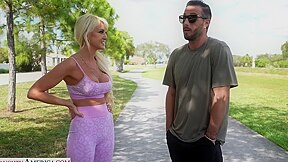 Horny Fit Blondie Bree Brooks Picks Up A Hunk On Her Morning Run