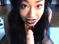 Amateur asians ass toyed