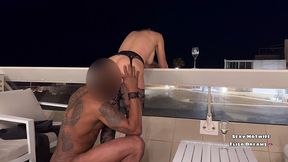 m amusant avec un ami black sur la terrasse de l appart voici une nouvelle ...